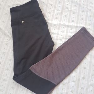 Never worn Fabletics leggings